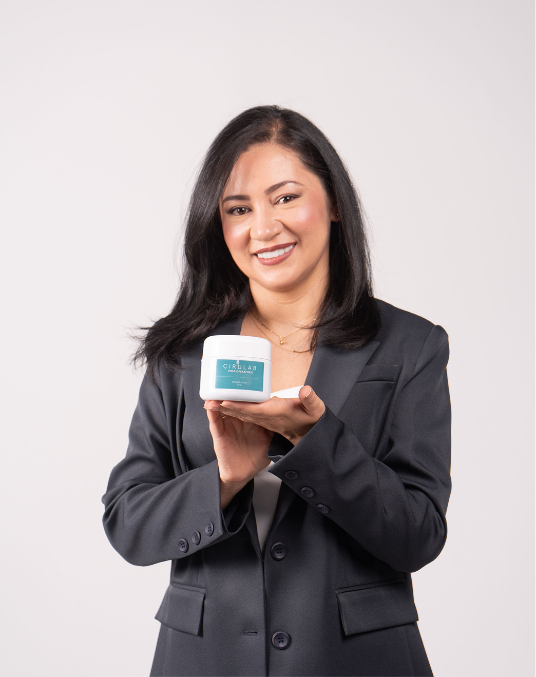 close-beauty-portrait-topless-woman-with-perfect-skin-natural-makeup-holds-serum-youth-skin-hydration-dropper-with-cosmetic-oilx9 12